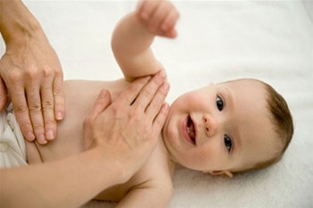 Если болит животик