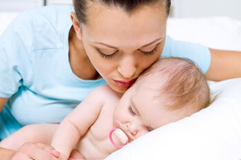 Чистые глазки ребенка